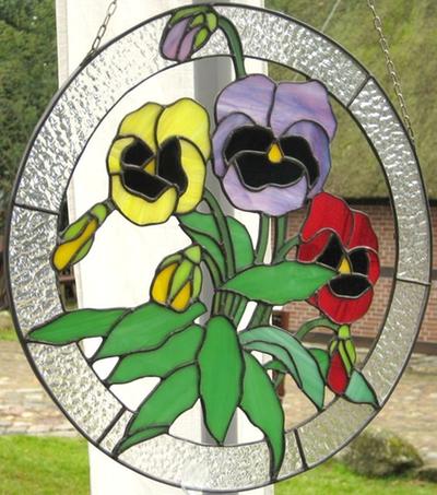 http://www.bastelspass.biz/media/Tiffany/blumen/tiffany_155.jpg